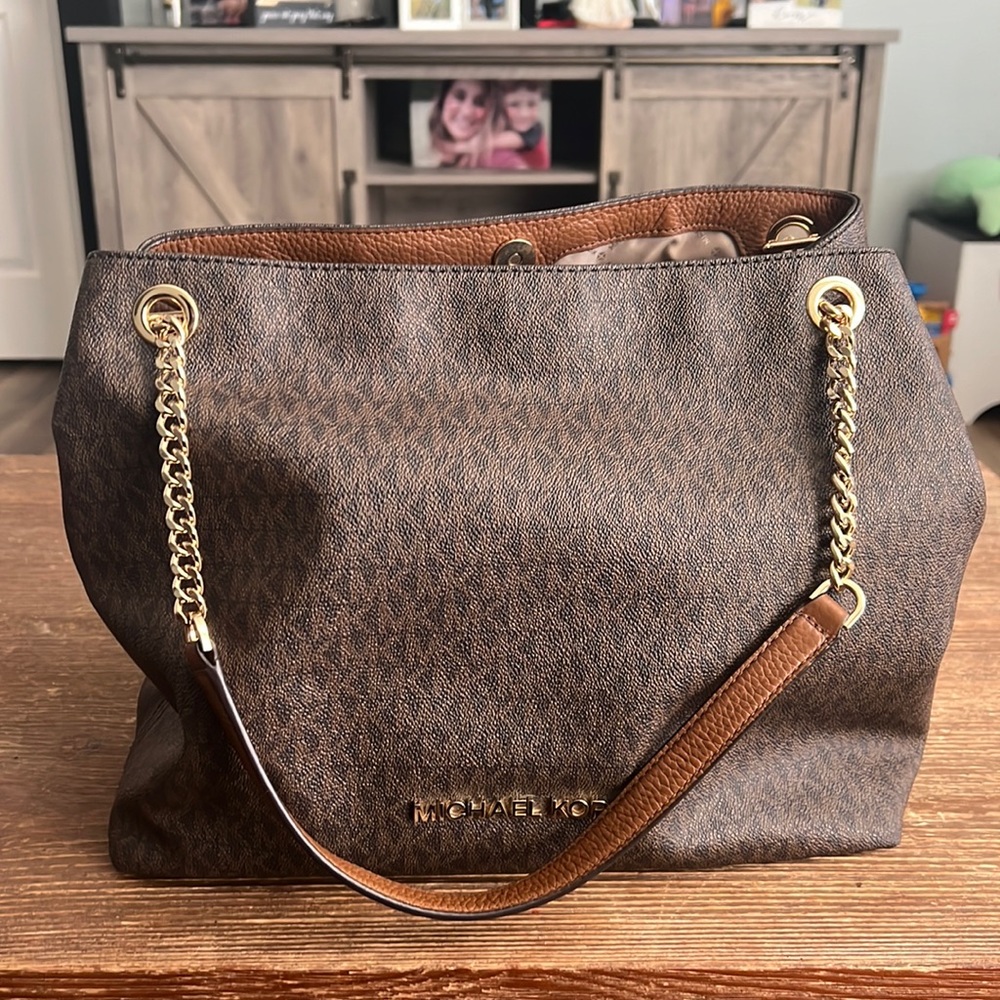 Michael Kors bag